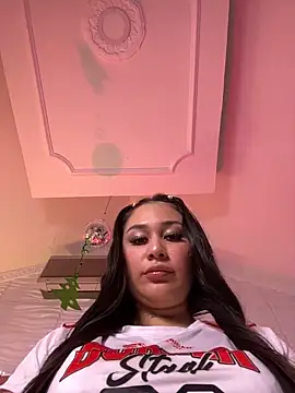 Snapshot of kylie_pregnat chatting on November 2025 01:01:01 PM kylie pregnat online show from November 2025 01:01:01 PM