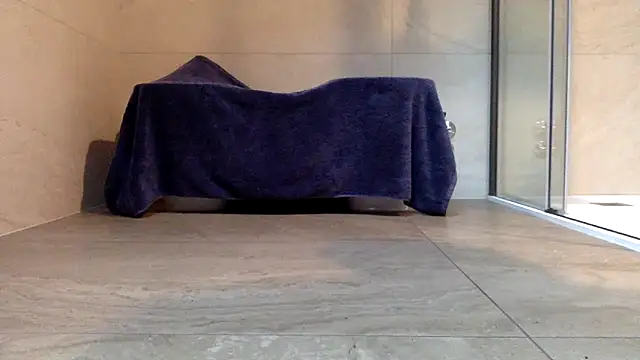 AsiaSlavePantyhosed online show from December 2025 01:40:02 PM