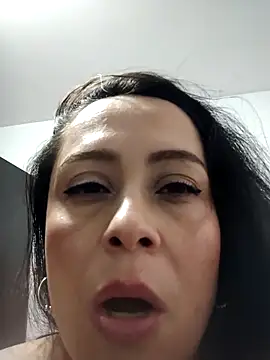 Snapshot of danielita1414 chatting on December 2025 02:11:01 PM danielita1414 online show from December 2025 02:11:01 PM