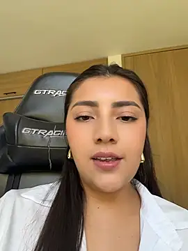 Snapshot of Sammyy_torres chatting on April 2026 06:02:01 PM Sammyy torres online show from April 2026 06:02:01 PM