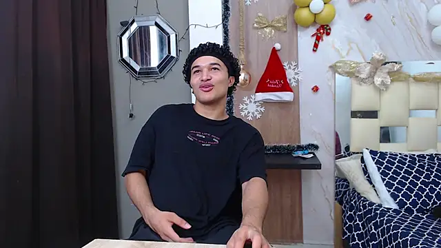 sweett love  online show from December 2025 03:26:02 AM