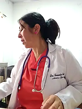 JustSamantha  online show from November 2025 12:52:01 PM