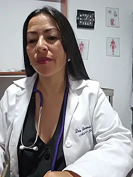 JustSamantha  online show from June 2026 11:20:02 AM