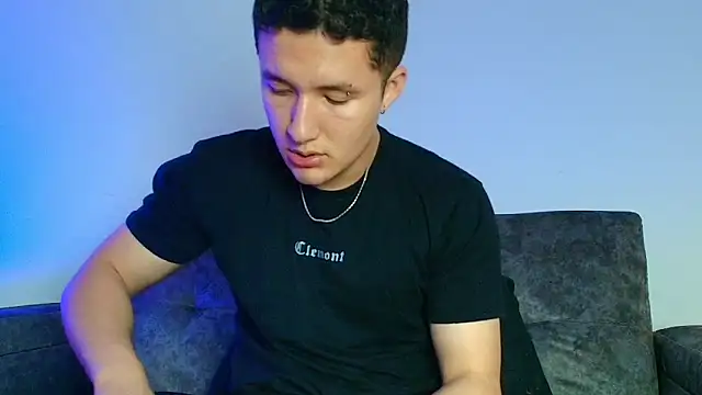 Snapshot of Ethan-Connor chatting on November 2025 08:40:01 PM Ethan-Connor online show from November 2025 08:40:01 PM