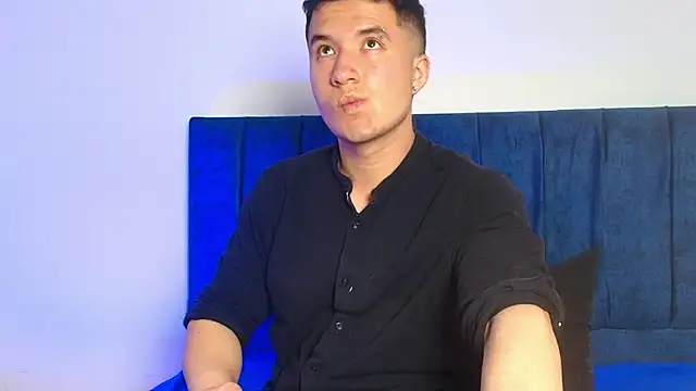 Snapshot of Ethan-Connor chatting on November 2025 08:10:01 PM Ethan-Connor online show from November 2025 08:10:01 PM