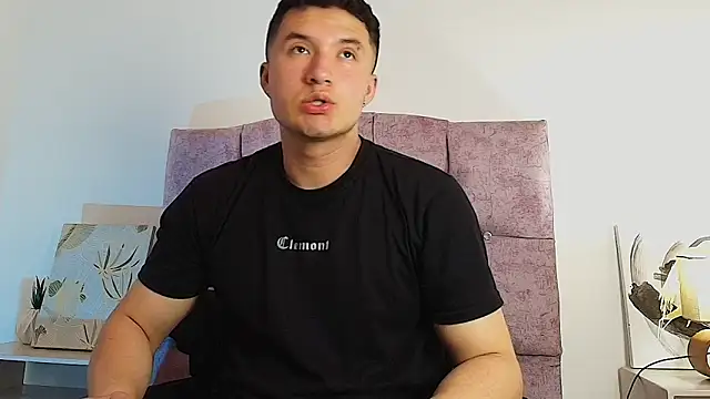 Snapshot of Ethan-Connor chatting on November 2025 07:38:01 PM Ethan-Connor online show from November 2025 07:38:01 PM