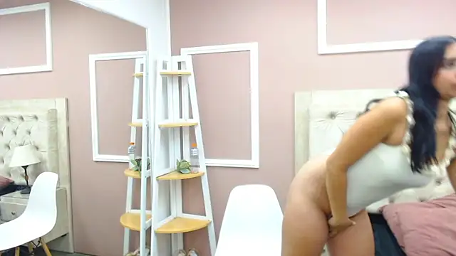 kamizea online show from November 2025 10:34:02 PM