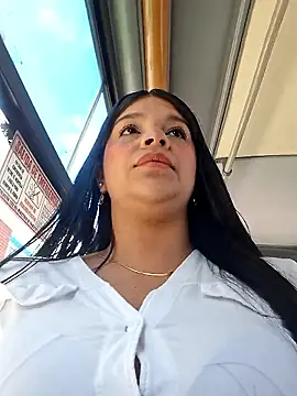 Layla-daring online show from December 2025 06:59:01 PM