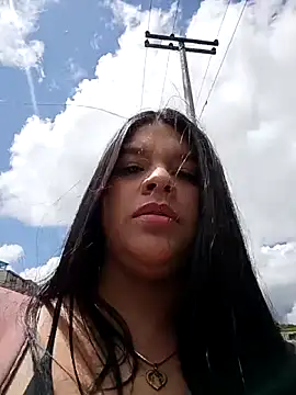 Layla-daring online show from March 2026 06:33:01 PM