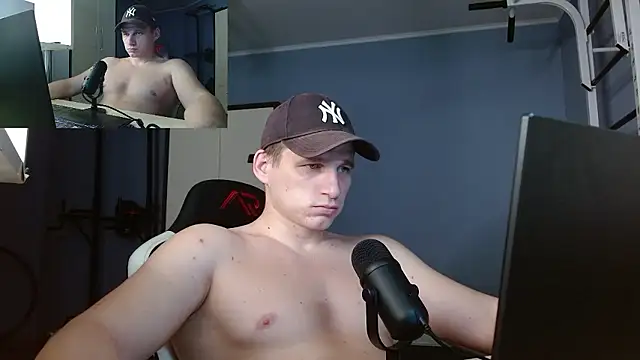 Poliglotjoe1 online show from January 2026 02:52:02 PM