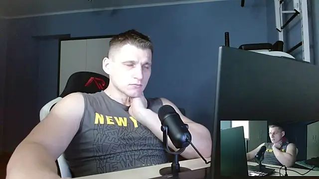 Poliglotjoe1 online show from February 2026 02:31:02 AM