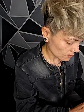 megan NL online show from February 2026 09:08:01 PM