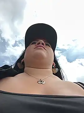 Kendra-daring online show from July 2026 03:37:02 PM