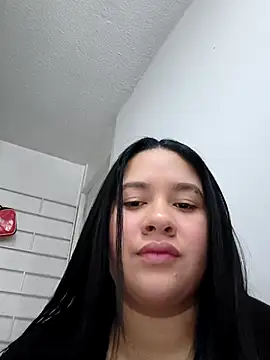 Kendra-daring online show from July 2026 05:37:01 PM