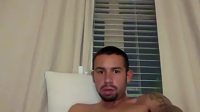 Snapshot of sethhtx713 chatting on November 2025 01:26:02 AM sethhtx713 online show from November 2025 01:26:02 AM