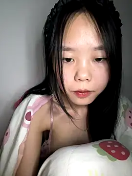 Kiee-lee online show from December 2025 07:53:02 PM