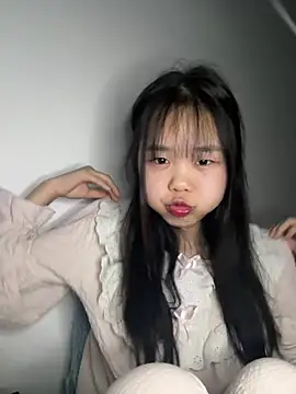 Kiee-lee online show from March 2026 05:20:01 PM