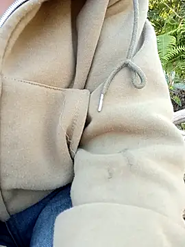 Snapshot of susie_min chatting on November 2025 08:46:02 AM susie min online show from November 2025 08:46:02 AM