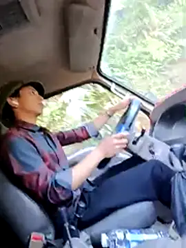 Snapshot of susie_min chatting on November 2025 08:25:02 AM susie min online show from November 2025 08:25:02 AM