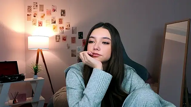 Vexorine online show from February 2026 09:00:02 PM