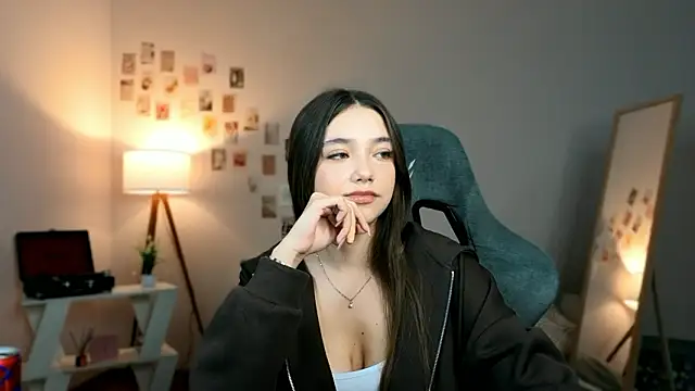 Vexorine online show from March 2026 07:52:01 PM