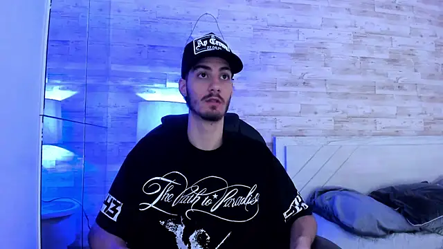 Emir Ozan  online show from January 2026 11:36:02 AM