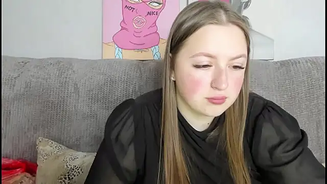 Snapshot of GirlPlayer chatting on November 2025 08:38:01 AM GirlPlayer online show from November 2025 08:38:01 AM