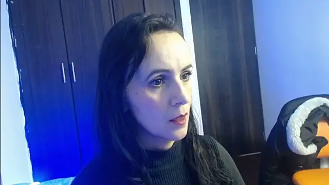 Snapshot of Juliana__lx chatting on November 2025 12:52:01 PM Juliana lx online show from November 2025 12:52:01 PM