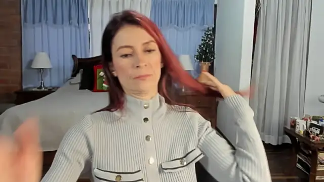 Charlotte-Willson online show from December 2025 10:59:02 PM