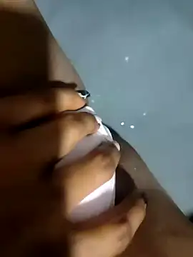 mamke256 online show from December 2025 08:48:02 PM