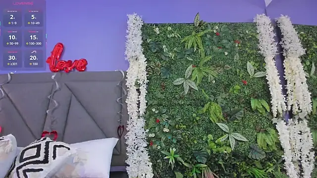 Gaby cruz  online show from February 2026 11:17:01 AM