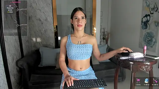 MafeArias23 online show from July 2026 01:38:01 PM