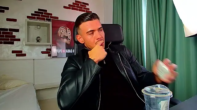 ElijahThorne online show from March 2026 09:47:01 AM