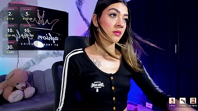 Snapshot of RenataMason chatting on February 2026 12:34:01 PM RenataMason online show from February 2026 12:34:01 PM