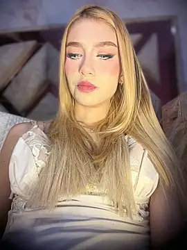 valeryfox   online show from March 2026 11:11:01 PM