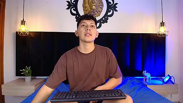 Snapshot of Abeel_Ordaz chatting on November 2025 07:13:01 PM Abeel Ordaz online show from November 2025 07:13:01 PM