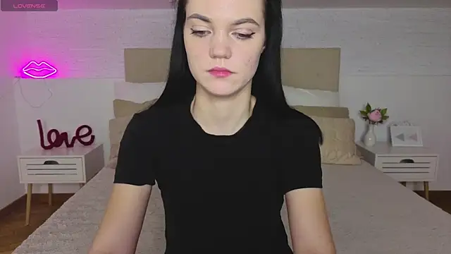 Snapshot of Camila_777_ chatting on November 2025 08:52:02 PM Camila 777 online show from November 2025 08:52:02 PM