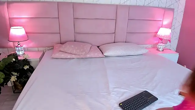 VictoriaLasse online show from April 2026 01:51:02 PM