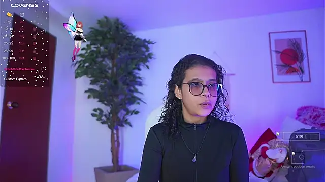 Snapshot of megan_ssmith chatting on November 2025 08:19:02 PM megan ssmith online show from November 2025 08:19:02 PM