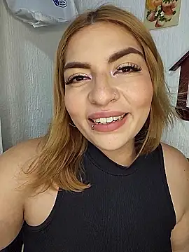 mila curvy online show from January 2026 10:14:02 PM