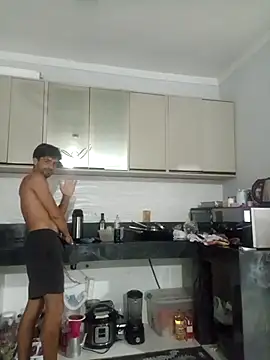 Snapshot of JohnyRaw chatting on April 2026 10:47:01 PM JohnyRaw online show from April 2026 10:47:01 PM