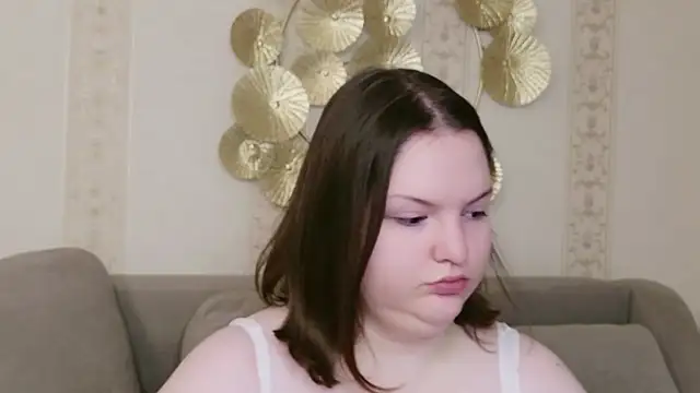 Vanessa Resie online show from November 2025 05:40:01 AM