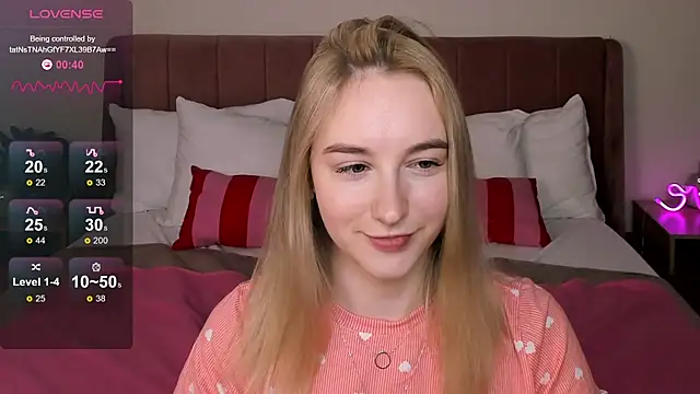 Shy Polly online show from May 2026 11:23:04 PM