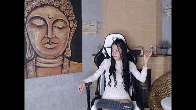 Snapshot of kinkytattobabe chatting on December 2025 08:03:01 PM kinkytattobabe online show from December 2025 08:03:01 PM