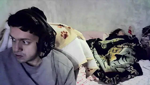 Giby Grace online show from December 2025 12:49:02 AM