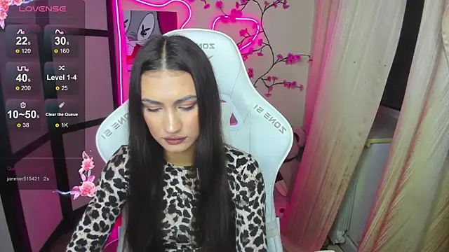 AdeleLuu online show from November 2025 01:27:02 AM