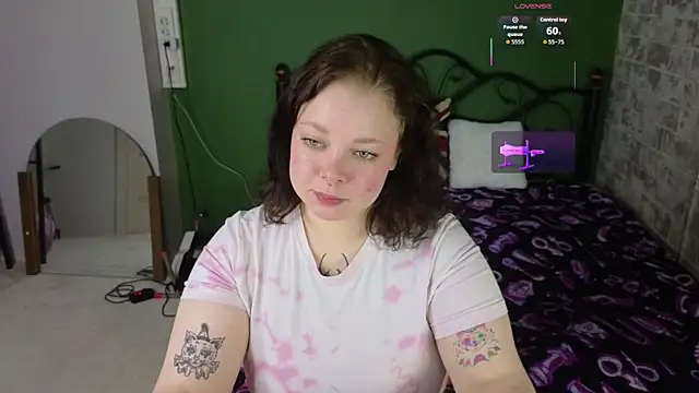 Vlada vv online show from June 2026 04:26:02 AM