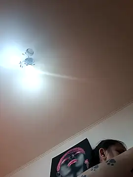 stropinela23 online show from February 2026 02:11:02 PM