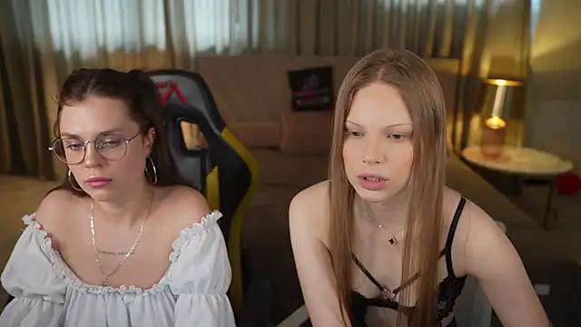 Charlotte Dreams online show from April 2026 11:27:02 AM
