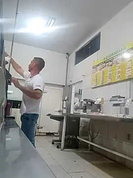 RobertoLuiz84 online show from February 2026 03:27:01 PM